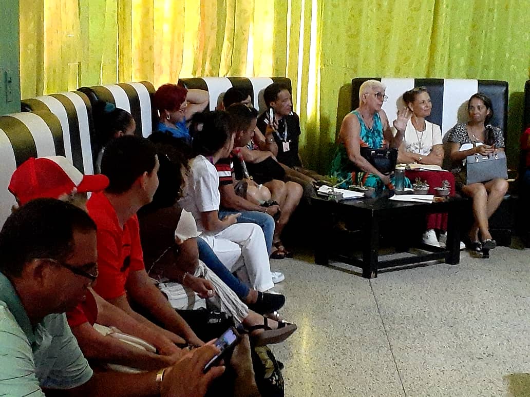 Mujeres emprendedoras conectan ideas en Manzanillo