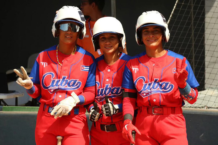 Cuba está en semifinales en Panamericano de béisbol femenino