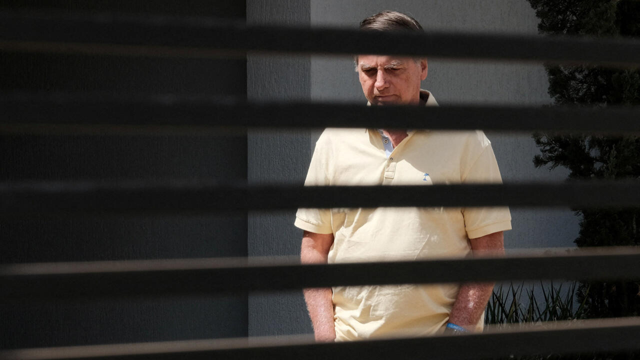 Supremo de Brasil divulga sentencia íntegra contra Bolsonaro