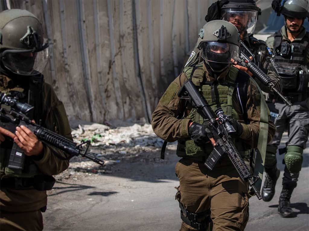 Tres divisiones israelíes atacan simultáneamente la ciudad de Gaza
