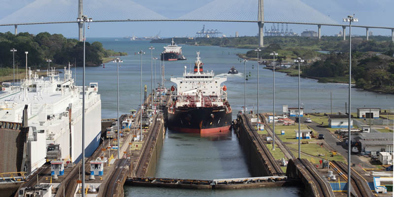 Desafíos y futuro del Canal de Panamá Desafíos y futuro del Canal de Panamá