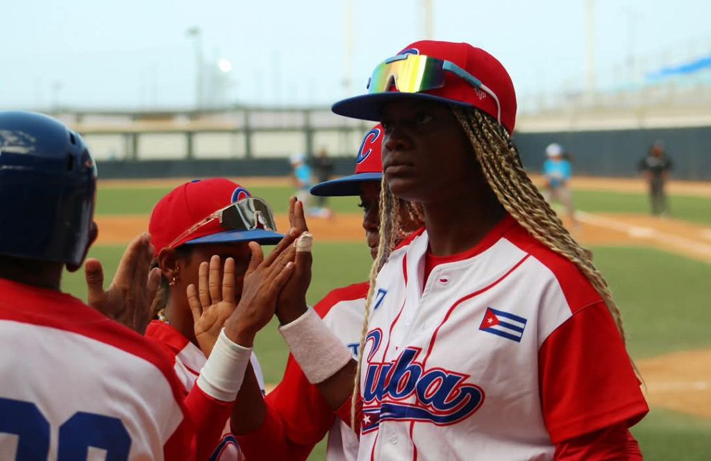 Cuba logra primer triunfo en Panamericano de béisbol femenino