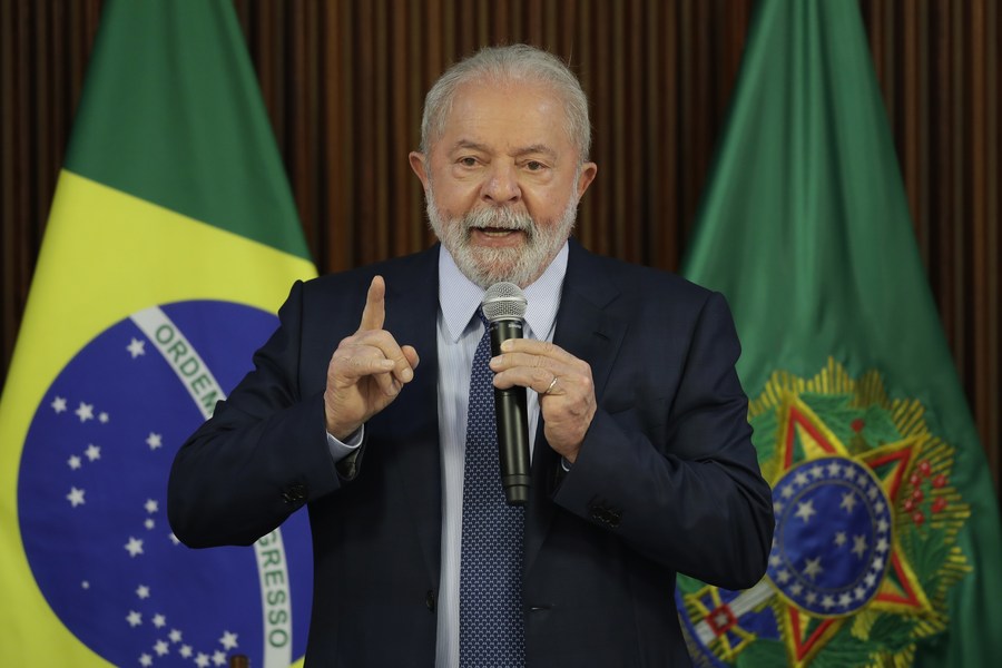 Lula defiende en Brasil a pueblos y gobiernos de Venezuela y Cuba