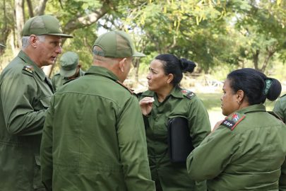 Constata Díaz-Canel efectos del huracán Melissa en territorio de Granma (+ fotos)