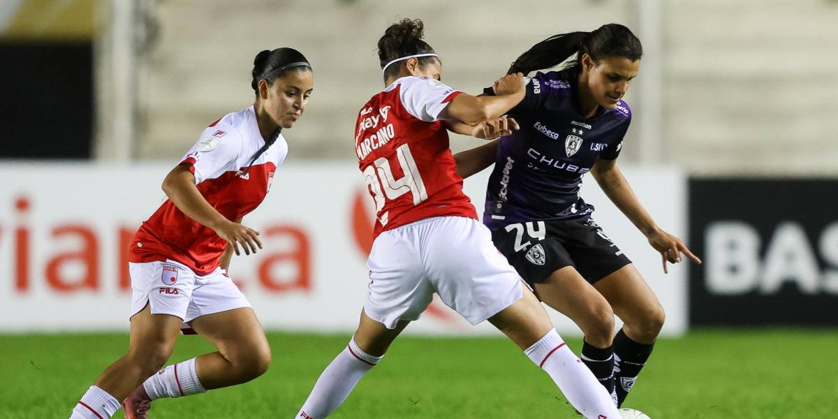 Cecil Aldana golea y hace historia en Copa Libertadores Cecil Aldana golea y hace historia en Copa Libertadores