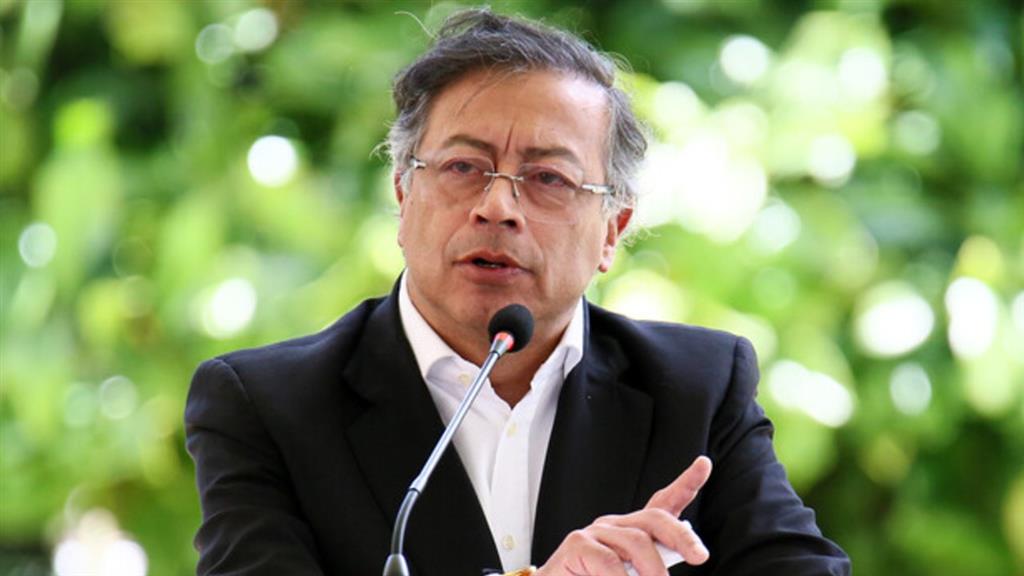 Petro calificó como un insulto a Colombia sanciones de EEUU