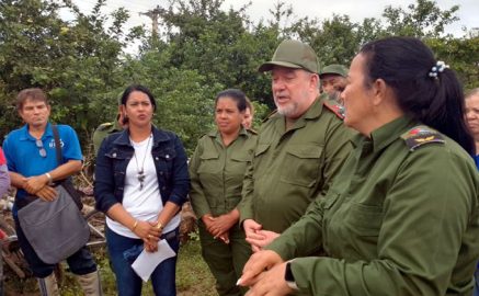 Constata Primer Ministro cubano las acciones de recuperación en Cauto Cristo