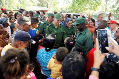 Constata Díaz-Canel acciones de recuperación en zonas afectadas de Granma por el huracán Melissa