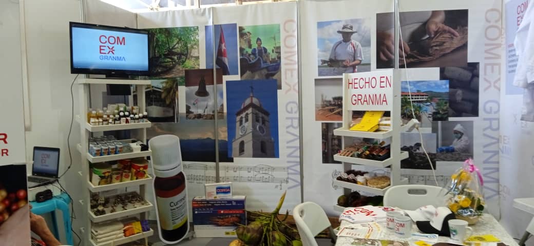 Promueve Granma sus productos diversificados en FIHAV 2025