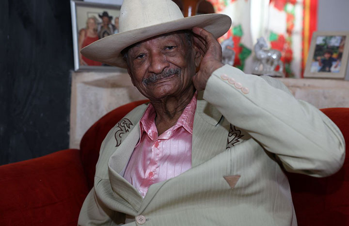 Tiburón Morales y Pedrito Calvo reciben condición Artista Leyenda