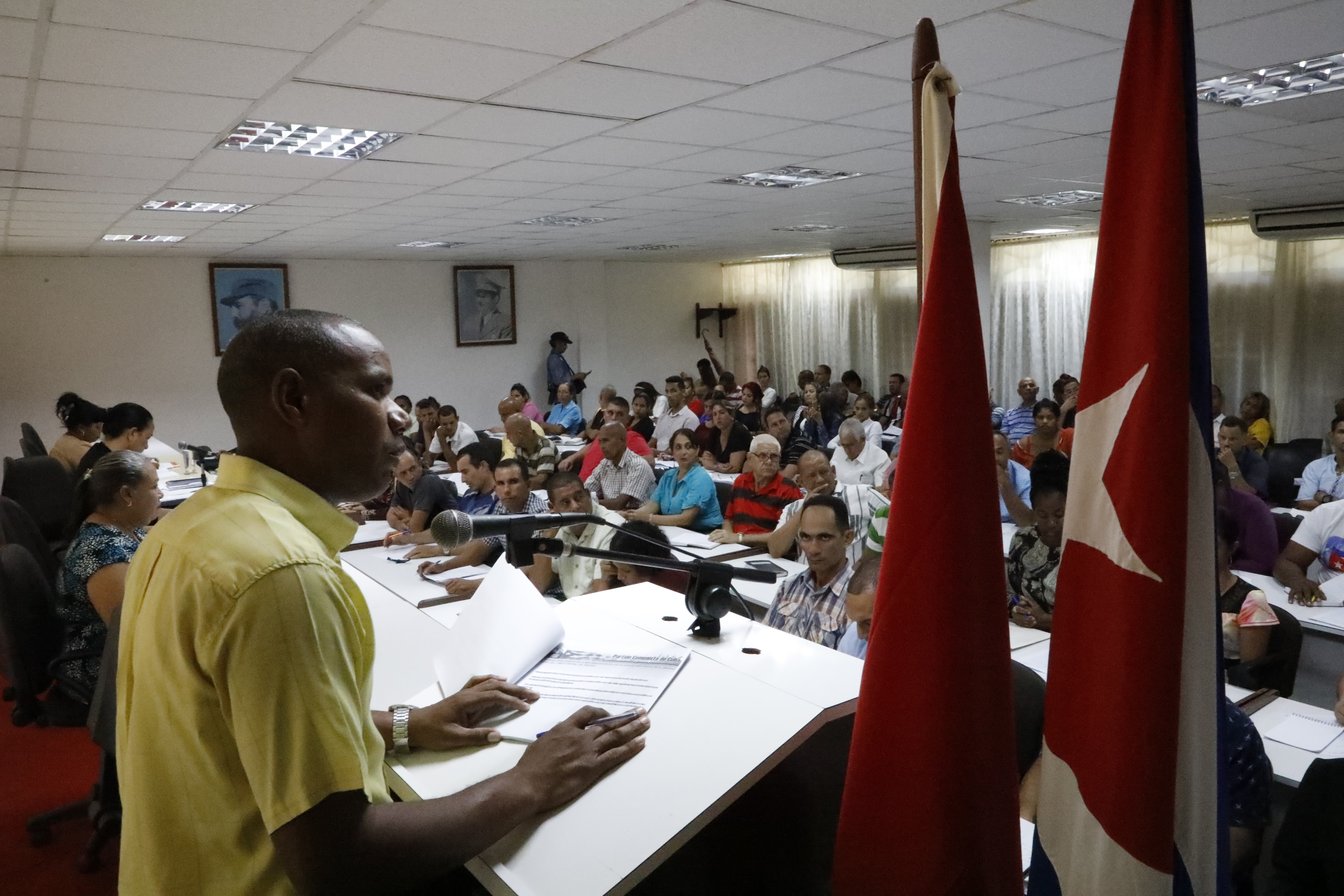Sesionó Pleno extraordinario del Comité municipal del Partido  en Bayamo
