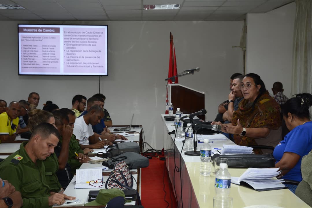 Análisis fuerte y respuesta inmediata en Programa  Imagen en Granma