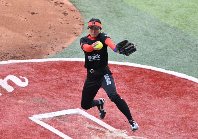 Oguri frenó a campeonas del softbol mexicano