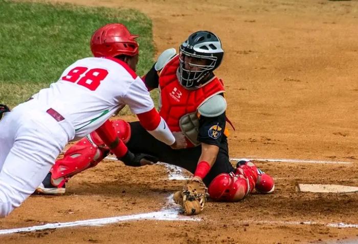 Villa Clara da la sorpresa y Mayabeque nivela el duelo ante Industriales