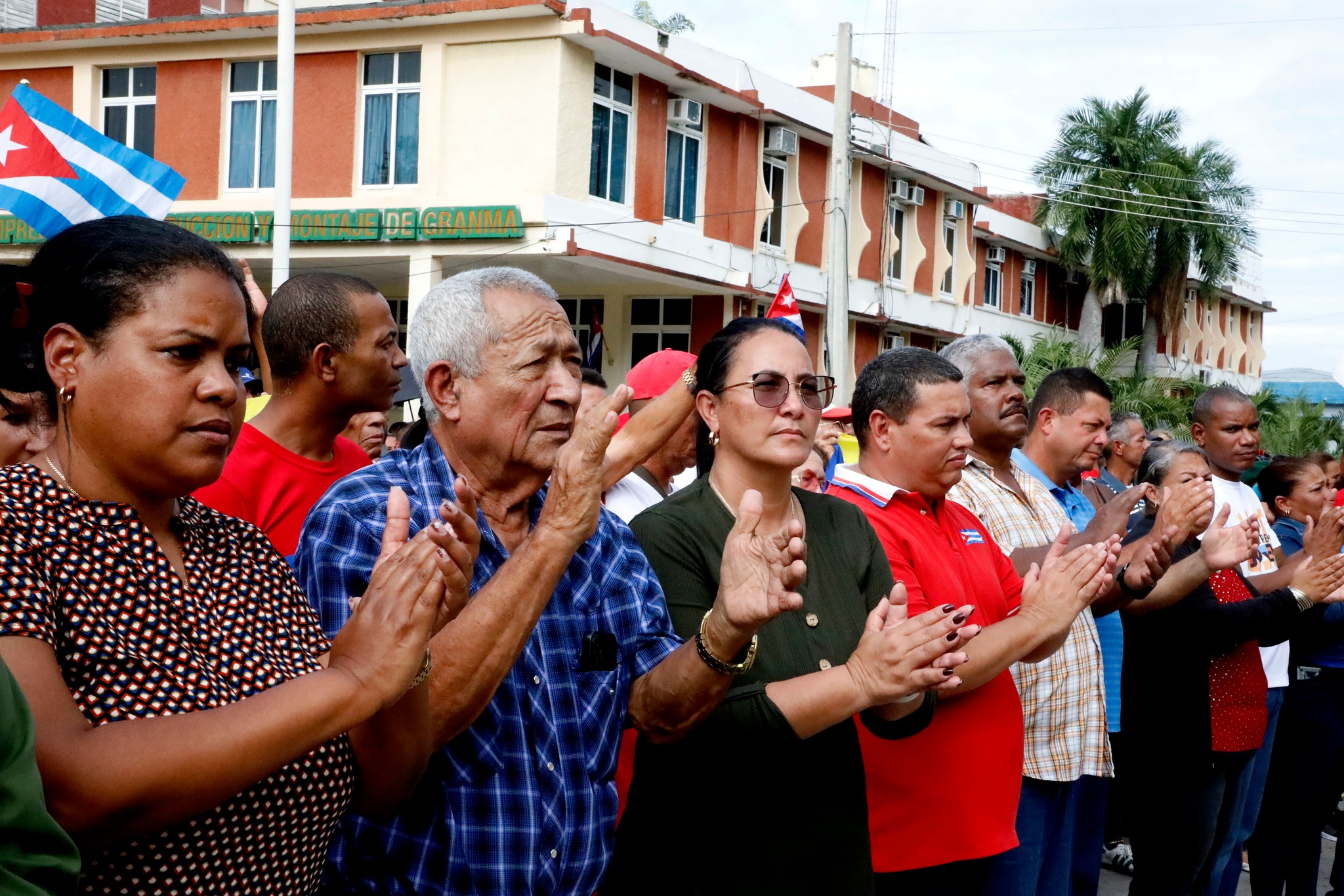 Granma levanta su voz en defensa de Venezuela