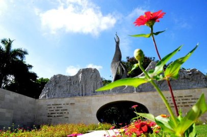 Honor y Gloria: Granma rinde tributo a sus hijos caídos en Venezuela