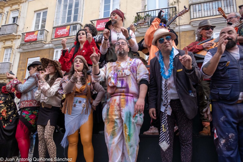 Más allá de las las fiestas paganas