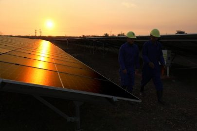 Intensifica transición energética ante la agresión económica de EE. UU.