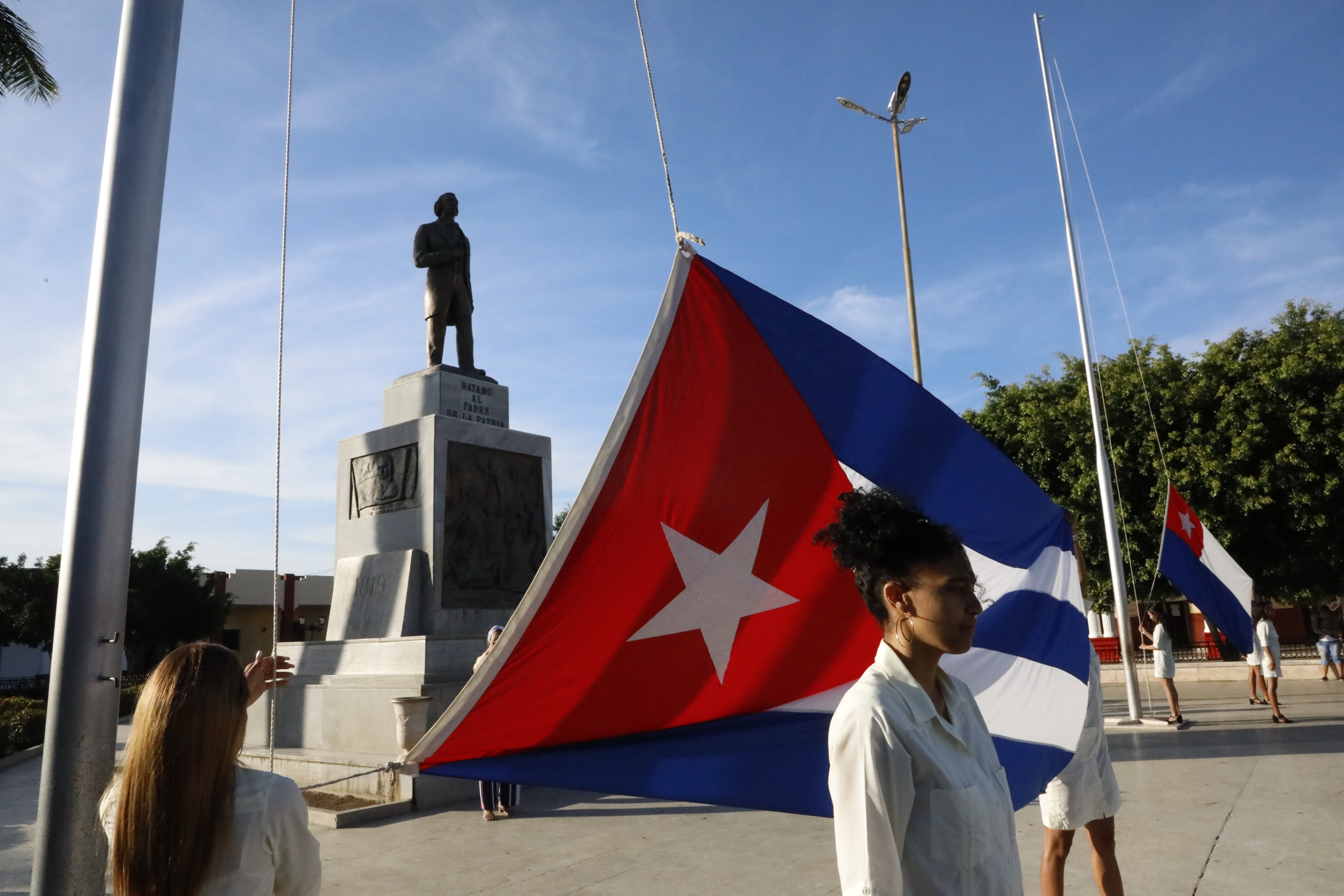Bayameses rinden homenaje al Padre de la Patria en aniversario 152 de su caída en combate