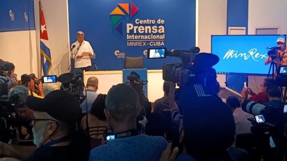 Fernández de Cossío asegura que Cuba tiene la responsabilidad de proteger sus costas ante amenaza terrorista