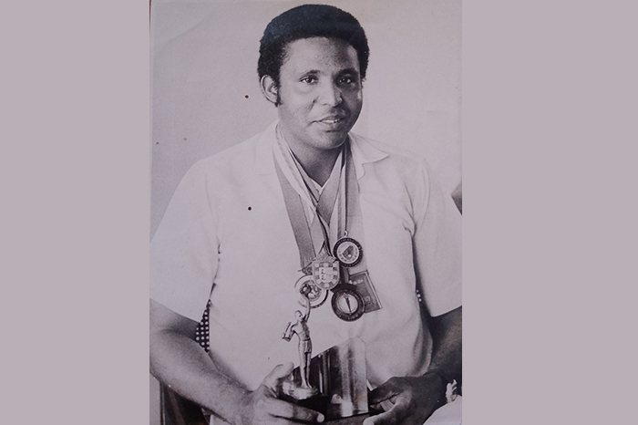 Los caminos de un gigante