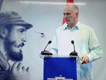 Díaz-Canel comparece en cadena nacional por los medios de prensa