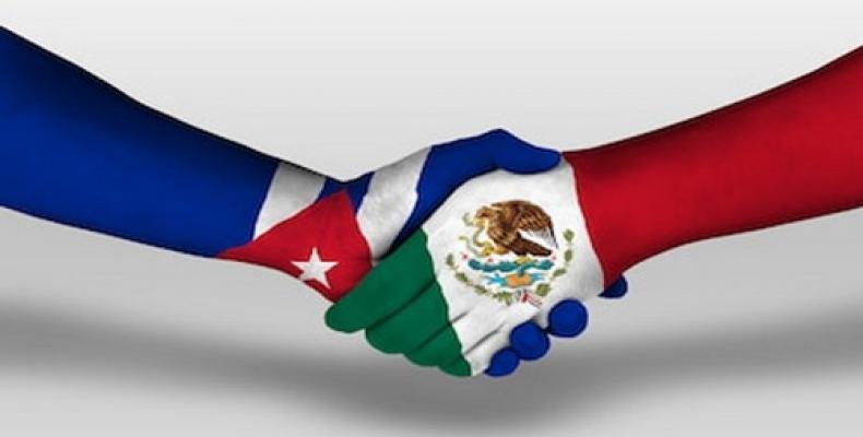 México trabaja para reanudar envío de petróleo a Cuba
