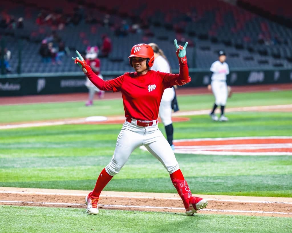 Leannelys se llevó las cercas y Diablos Rojos iguala Serie de la Reina