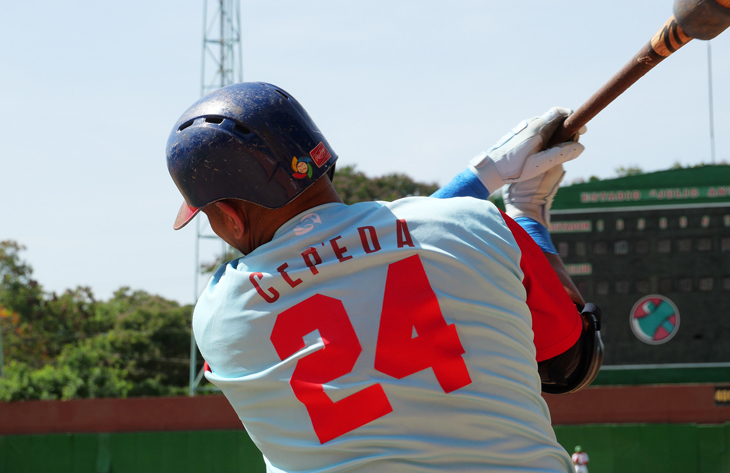 Cepeda, a un jit de ser el primero con 2600 en torneos cubanos de béisbol