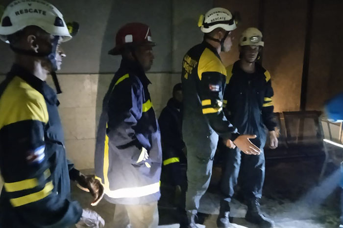 Sin daños humanos, sofocan incendio en hospital de Cienfuegos