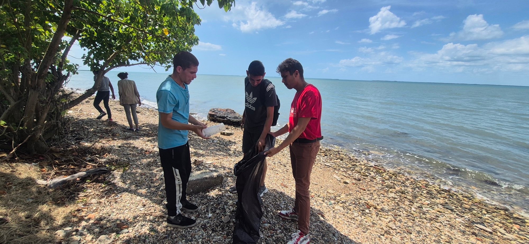 Bienestar colectivo en litoral de Manzanillo