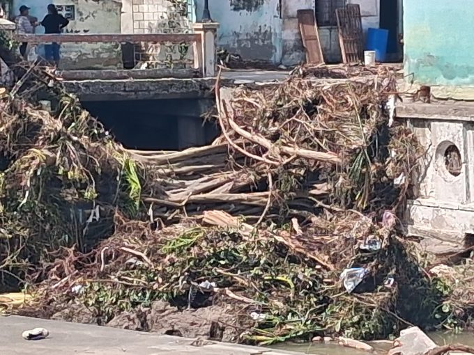 La seguridad que guinda de un puente