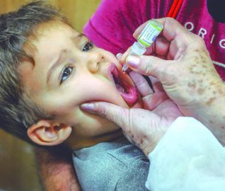 Avanza en Cuba vacunación antipoliomielítica para niños de un mes a tres años