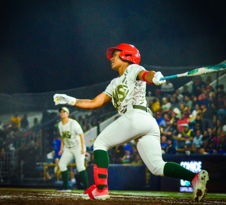 Asalta Leannelys Zayas liderazgo de impulsadas en Serie A1