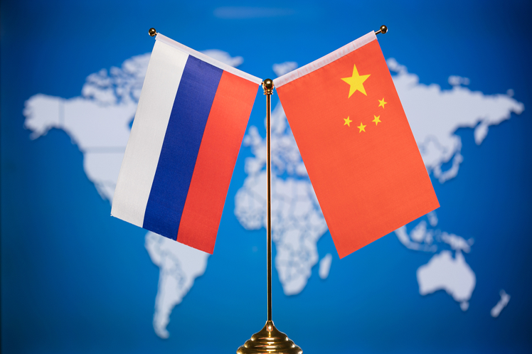 Alianza estratégica Rusia-China juega papel estabilizador, dice Putin