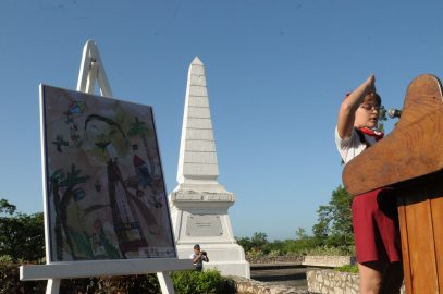 Rinden tributo a José Martí en Dos Ríos