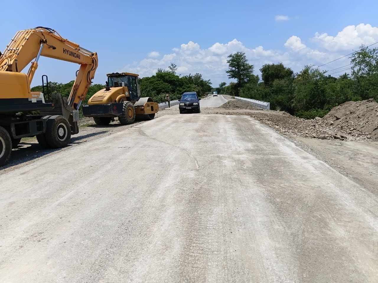 Restablecen circulación vehicular sobre el puente del río Salado, en la carretera Tunas-Bayamo