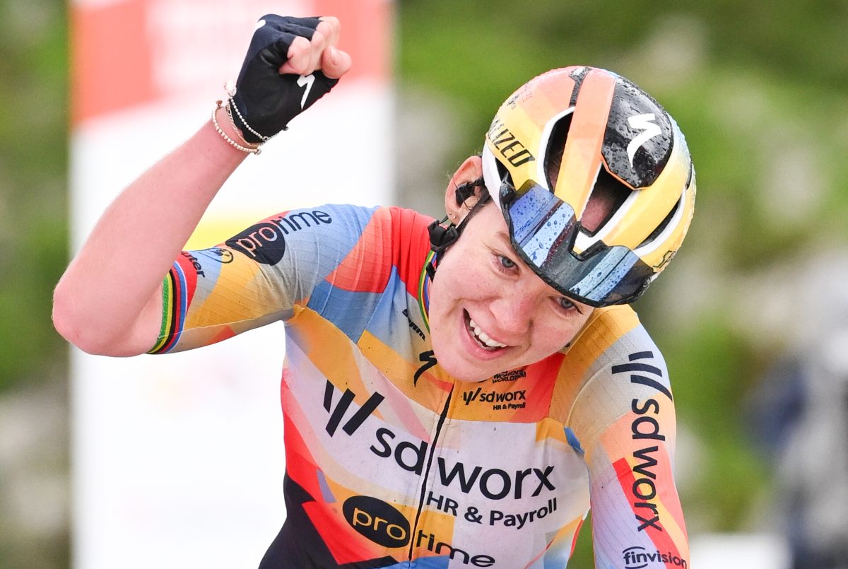 Vuelta a España (F): Van der Breggen sacudió la clasificación general y asume liderazgo