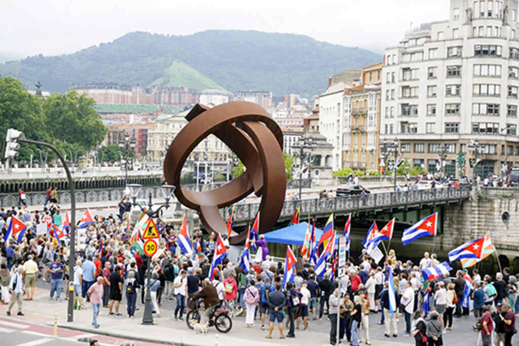 Solidaridad y recaudación de fondos para Cuba en Bilbao