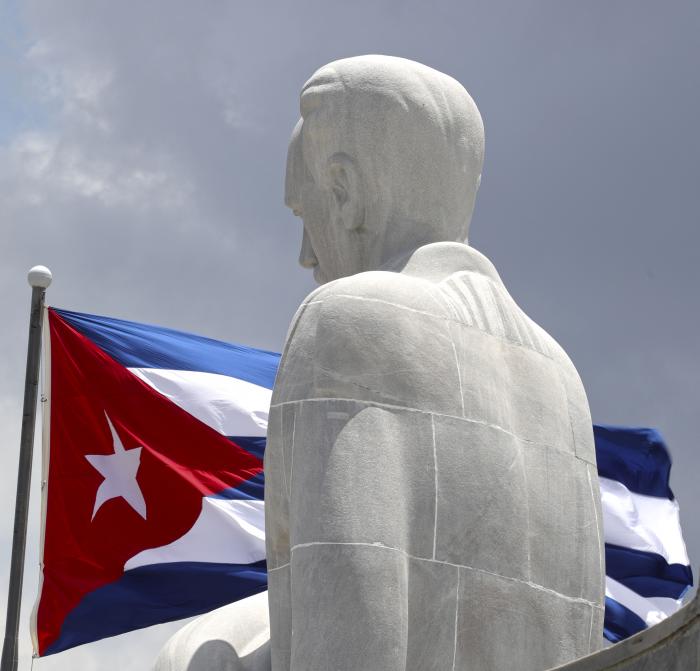 Cuba ni amenaza, ni desafía, ni provoca a EE.UU u otro país del mundo, Cuba es una nación de paz