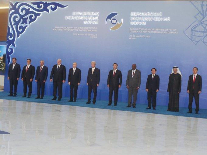 Participa Vicepresidente cubano en la inauguración del V Foro Económico Eurasiático