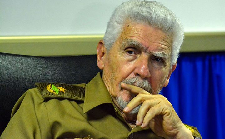 Transmitirán honores e inhumación de restos del Comandante Ramiro Valdés