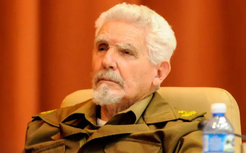 Díaz-Canel: «La partida física del Comandante de la Revolución, Ramiro Valdés Menéndez, duele profundamente, como la de un padre»