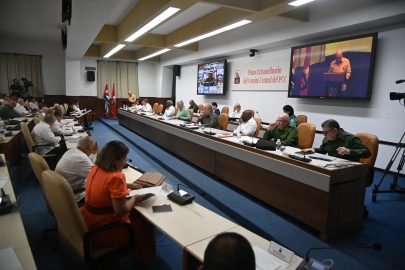 Sesiona Pleno Extraordinario del Comité Central del Partido Comunista de Cuba