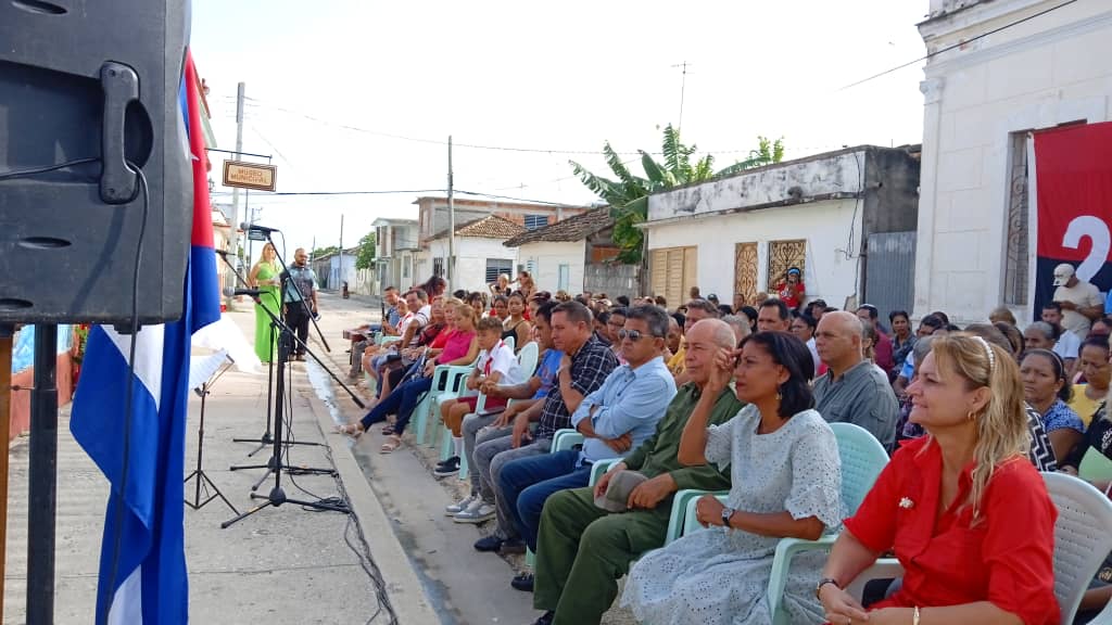 Lamentan educadores campechuelenses pérdidas de vidas humanas en Venezuela