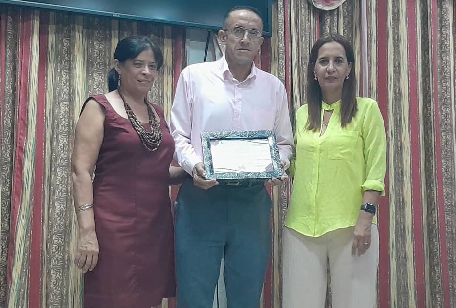 Entregan Premios anuales de Salud en Granma