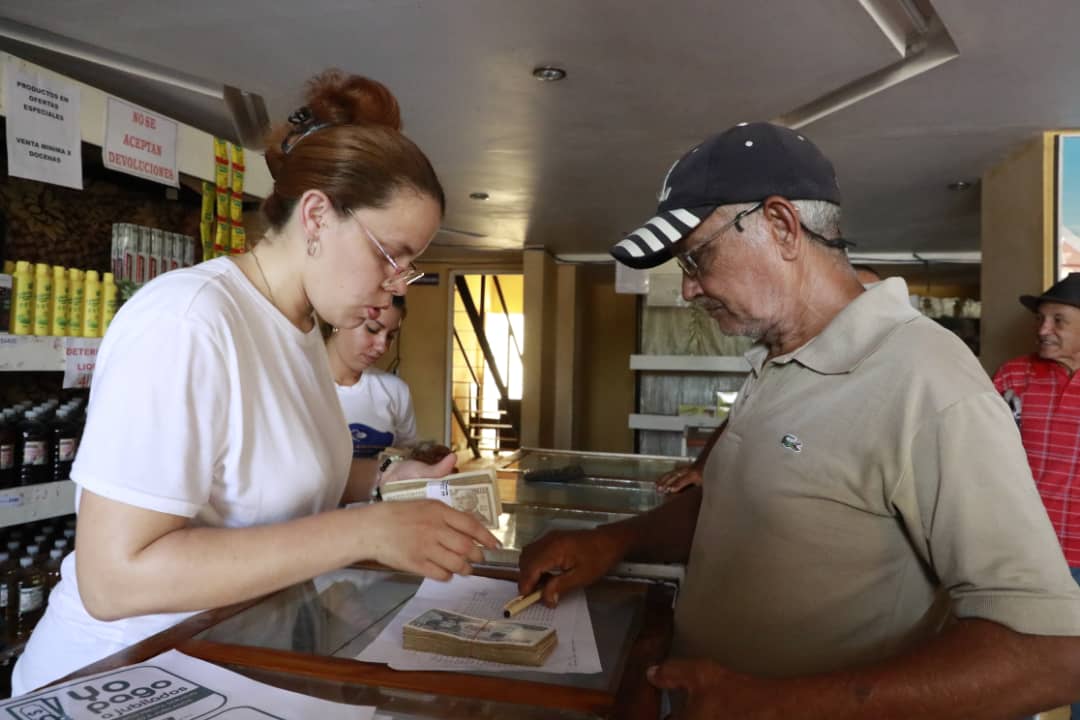 Alianza financiera por los adultos mayores en Manzanillo