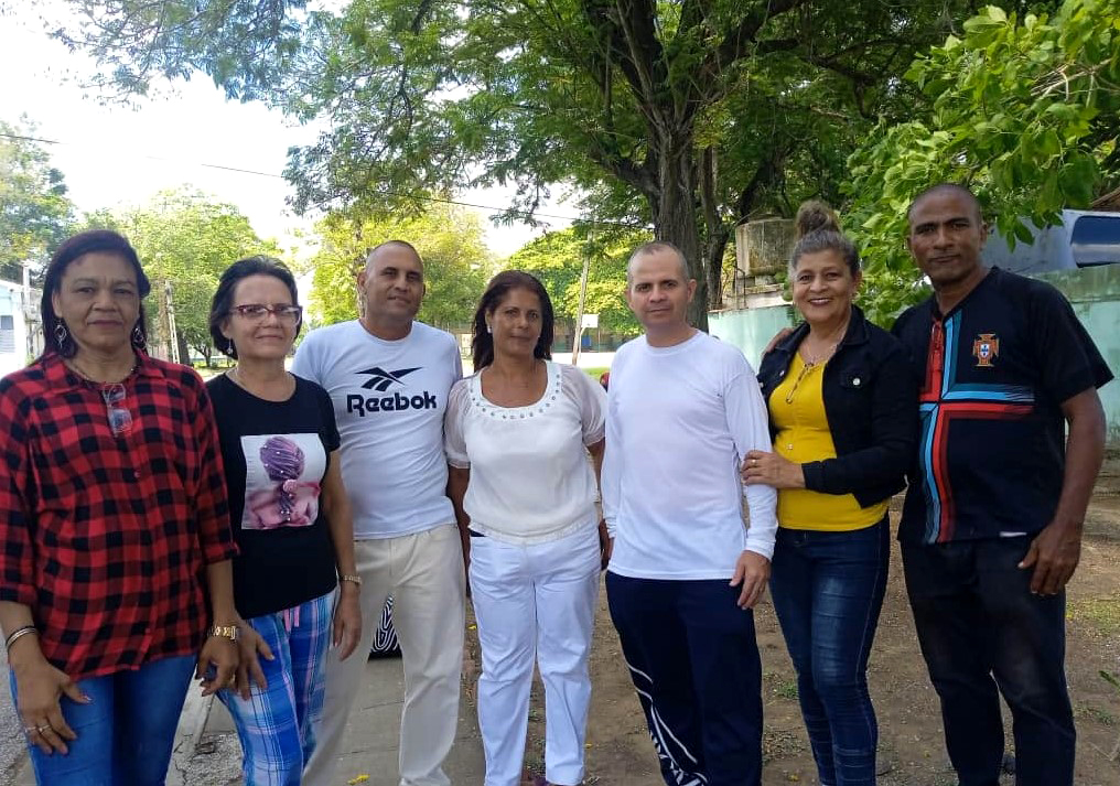 Educadores granmenses rumbo a la enseñanza en Guinea Ecuatorial
