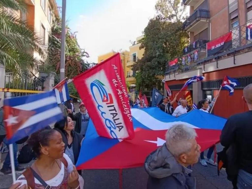 Convocan en Francia a XVIII encuentro de cubanos residente en Europa