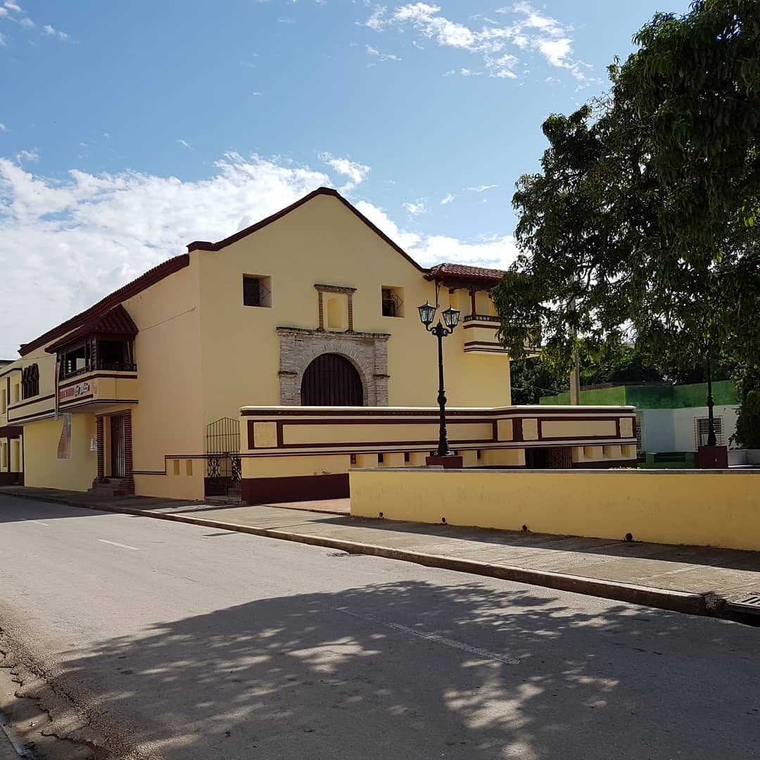 Plaza de La Luz: Corazón cultural e histórico de Bayamo